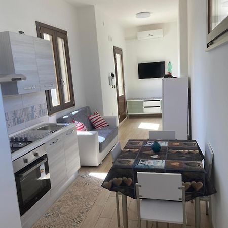 Attico Liberty Guest House Brindisi Exterior foto